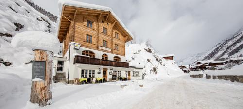 Skiing Holidays in Lötschental